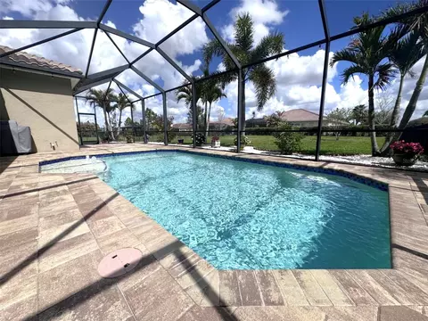 Exterior - 309 167th Blvd E, Bradenton, FL 34212 photo 1 of 17