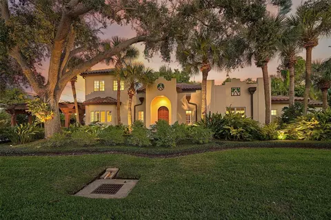 4439 Westwood Ln, Sarasota, FL 34231
