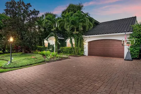 213 Gaines Ave, Sarasota, FL 34243