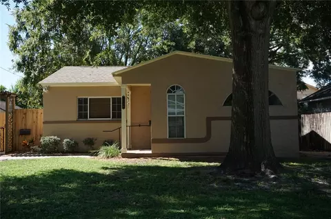 1066 18th Ave N, Saint Petersburg, FL 33704