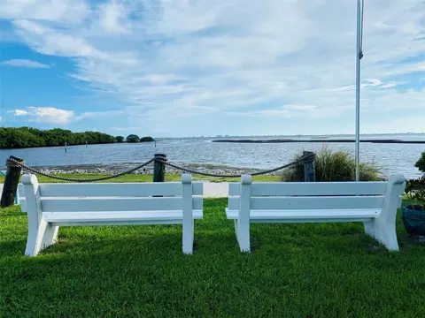 6903 E Bayou Ln, Bradenton, FL 34207 photo 7