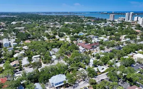 1930 Adams Ln, Sarasota, FL 34236