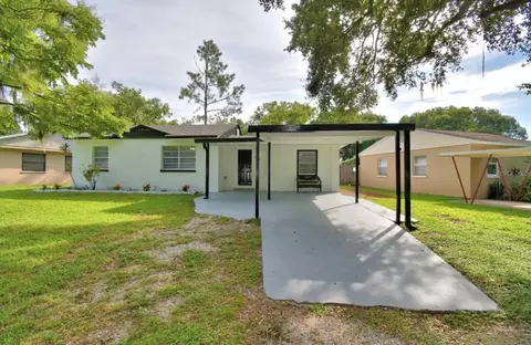 930 S Lakeview Ave, Bartow, FL 33830