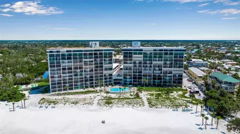 19 Whispering Sands Dr #203, Sarasota, FL 34242