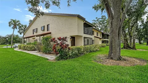 5785 Gardens Dr #5785, Sarasota, FL 34243