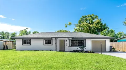 208 57th St W, Bradenton, FL 34209