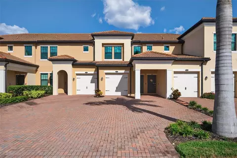 10047 Crooked Creek Dr #202, Venice, FL 34293