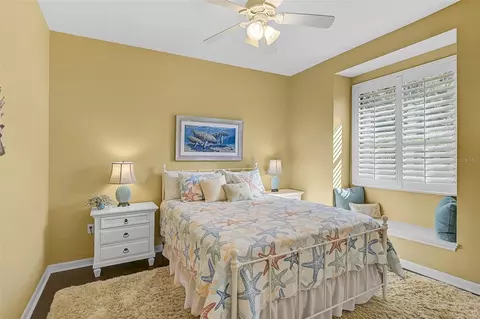 Bedroom - 11420 Savannah Lakes Dr, Parrish, FL 34219 photo 4 of 5