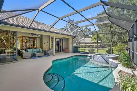 Exterior - 11420 Savannah Lakes Dr, Parrish, FL 34219 photo 6 of 18