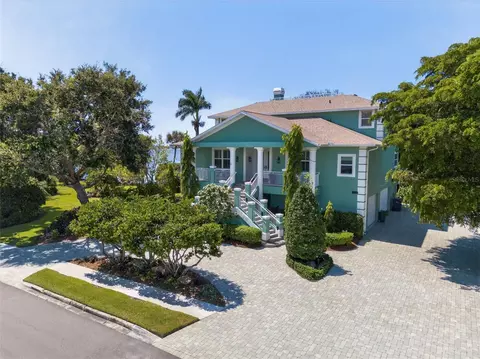508 84th St NW, Bradenton, FL 34209