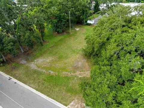 1216 6th St E, Bradenton, FL 34208