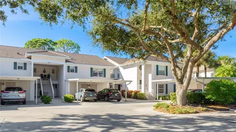 813 Montrose Dr #104, Venice, FL 34293