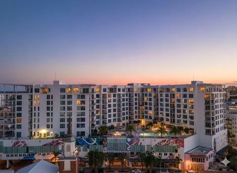 111 S Pineapple Ave #615, Sarasota, FL 34236