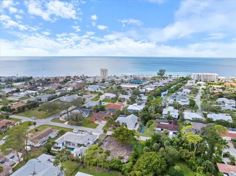 621 Hibiscus Dr, Venice, FL 34285