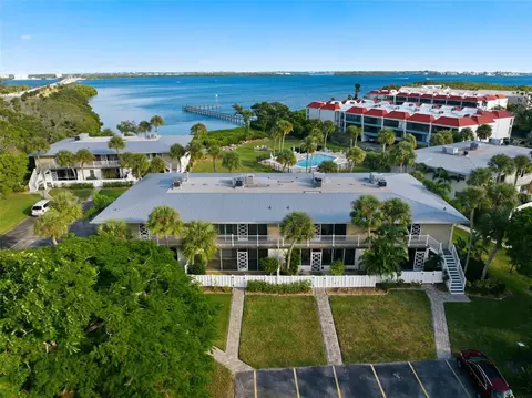 725 Manatee Ave #725, Holmes Beach, FL 34217
