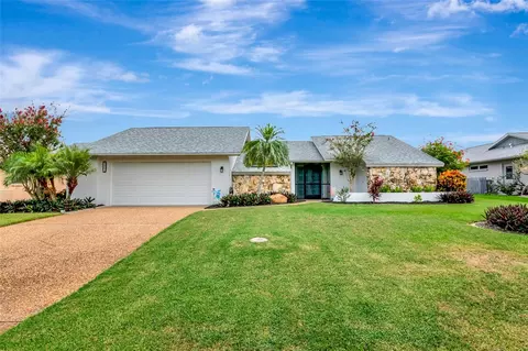 5861 Jackson Ln, Venice, FL 34293