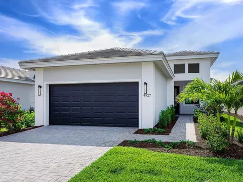 4927 Carova Way, Lakewood Ranch, FL 34211