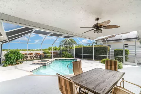 4817 61st Avenue Dr W #10B, Bradenton, FL 34210