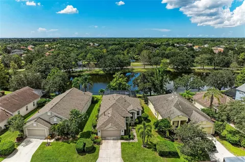 6446 Blue Grosbeak Cir, Lakewood Ranch, FL 34202