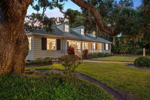 1585 South Dr, Sarasota, FL 34239