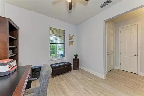 Entry Way - 7572 Viola Loop, Bradenton, FL 34202 photo 2 of 3