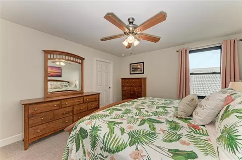 Bedroom - 7572 Viola Loop, Bradenton, FL 34202 photo 7 of 8