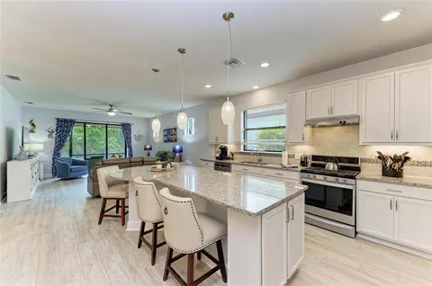 Kitchen - 7572 Viola Loop, Bradenton, FL 34202 photo 1 of 8