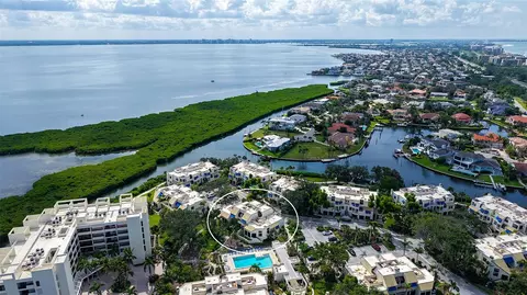 1922 Harbourside Dr #1104, Longboat Key, FL 34228