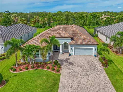 1055 145th Street Cir NE, Bradenton, FL 34212