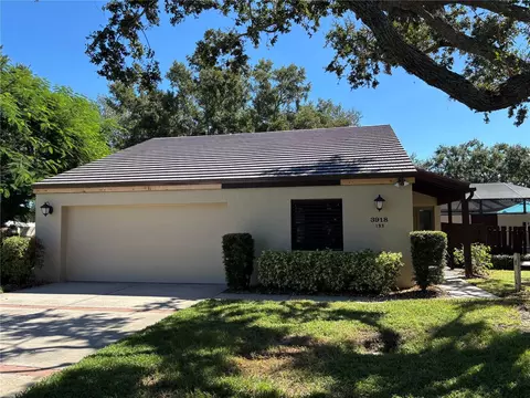 3918 Glen Oaks Manor Dr, Sarasota, FL 34232