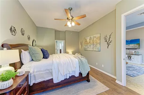 Bedroom - 15918 31st St E, Parrish, FL 34219 photo 2 of 7