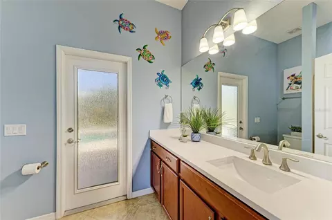 Bath - 15918 31st St E, Parrish, FL 34219 photo 5 of 5