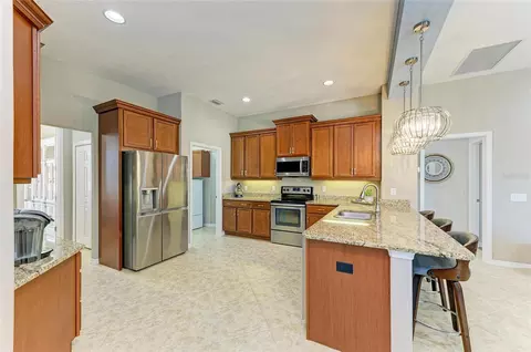 Kitchen - 15918 31st St E, Parrish, FL 34219 photo 3 of 7