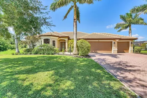 306 Country Meadows Way, Bradenton, FL 34212