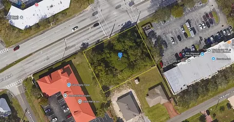 672 SW Port St Lucie Blvd, Port St Lucie, FL 34953