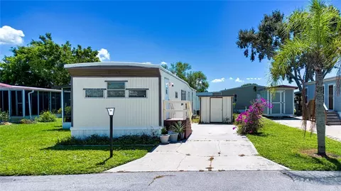 420 49th St E #63, Palmetto, FL 34221