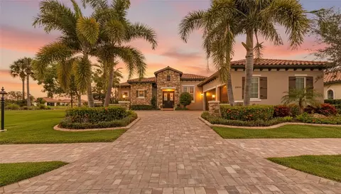15805 Castle Park Ter, Lakewood Ranch, FL 34202