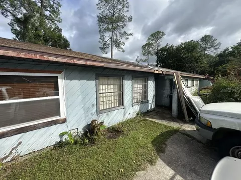1973 SW 69th Dr, Gainesville, FL 32607