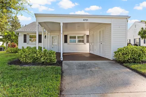 4721 Mount Vernon Dr, Bradenton, FL 34210