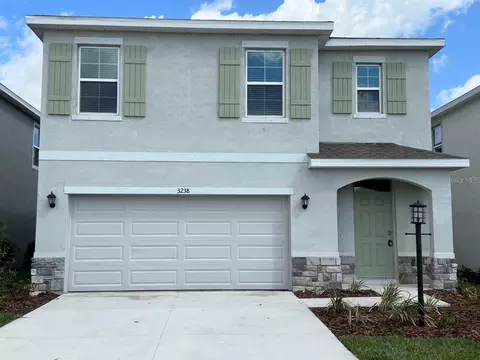 3238 Hilltop Cir, Bradenton, FL 34211