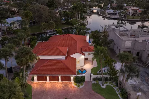 4833 Featherbed Ln, Sarasota, FL 34242