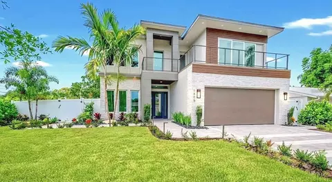 1805 Goldenrod St, Sarasota, FL 34239