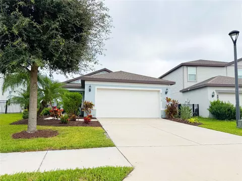8913 Royal River Cir, Parrish, FL 34219 photo 1