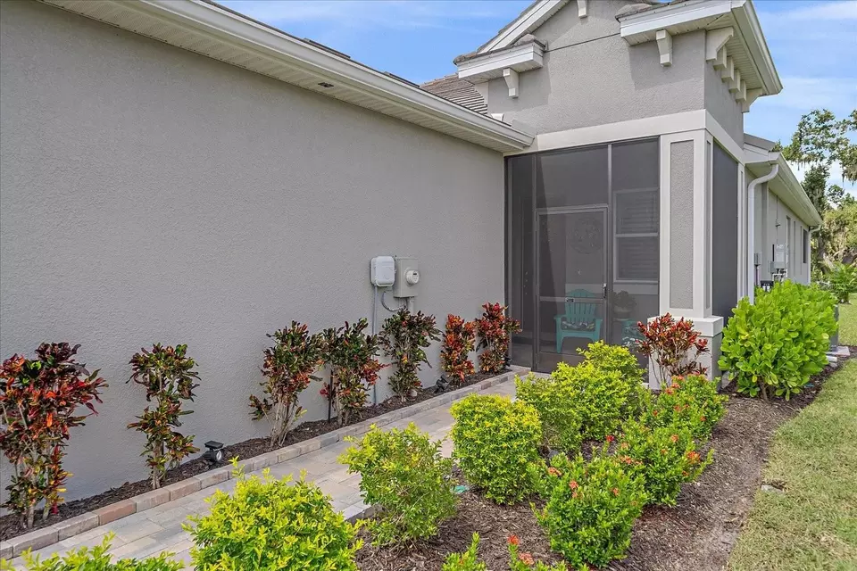 Exterior - 4149 Golden Creek Ter, Parrish, FL 34219 photo 4 of 13