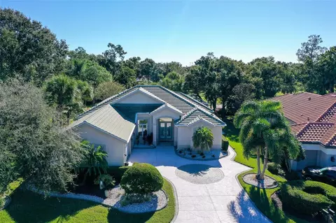 5121 88th St E, Bradenton, FL 34211