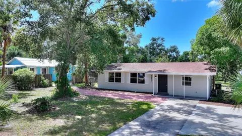 3835 Rilma Ave, Sarasota, FL 34234