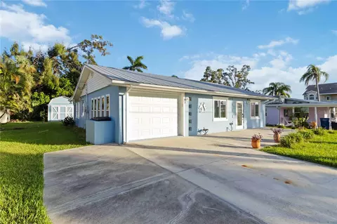 4603 103rd St W, Bradenton, FL 34210