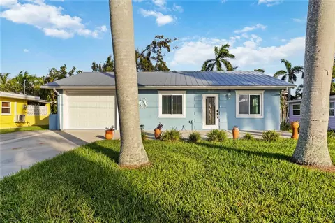 4603 103rd St W, Bradenton, FL 34210