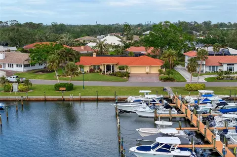 312 Yacht Harbor Dr, Osprey, FL 34229