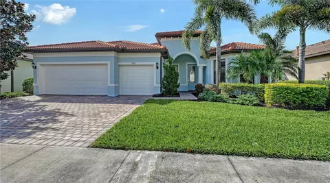 5595 Rain Lily Ct, Sarasota, FL 34238